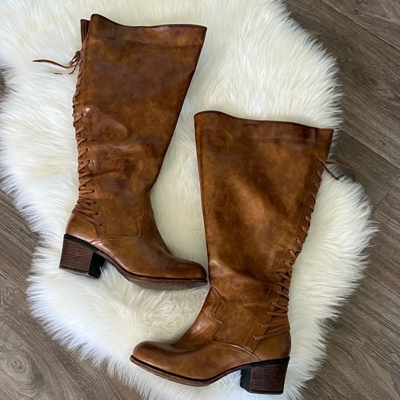 Torrid Distressed Lace Up Back Knee-High Boots Size 9 Wide Width - Picture 12 of 16